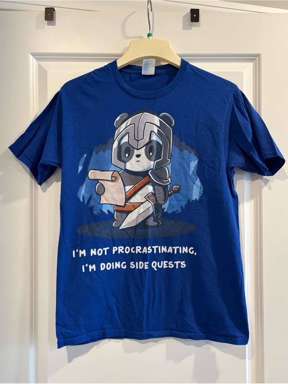 I’m Not Procrastinating I’m Doing Side Quests Men’s Medium Tee